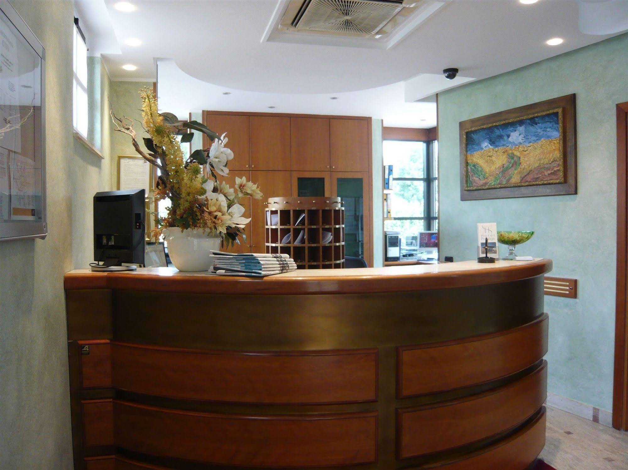 优越酒店 奥尔纳格 外观 照片